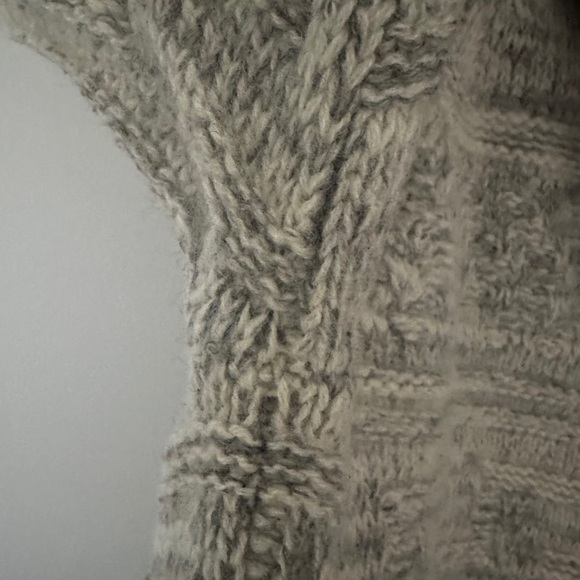 Aritzia Wilfred Knit Zip Up Cardigan size xs - Picture 4 of 10